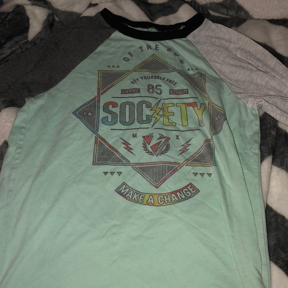 Long sleeve Tee from The Buckle